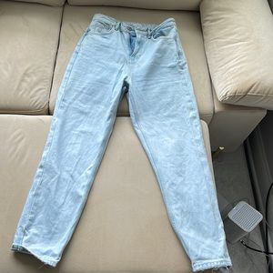 Zara light wash denim mom jeans